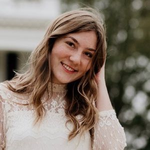 Meet your Posher, Lydia